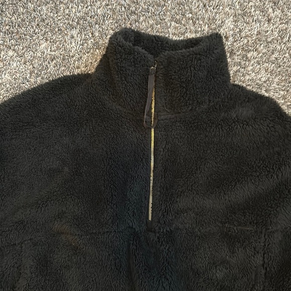 Old Navy Women Size M black High-Neck Half-Zip Sherpa Sweatshirt - Picture 5 of 9